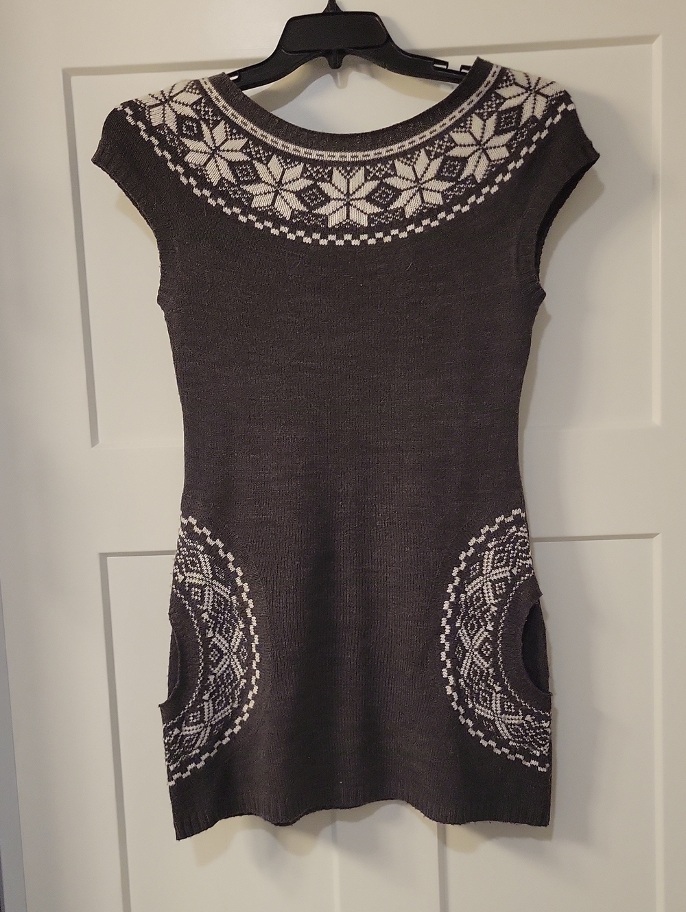Charlotte Russe Black and White Fair Isle Knit Tunic Sweater